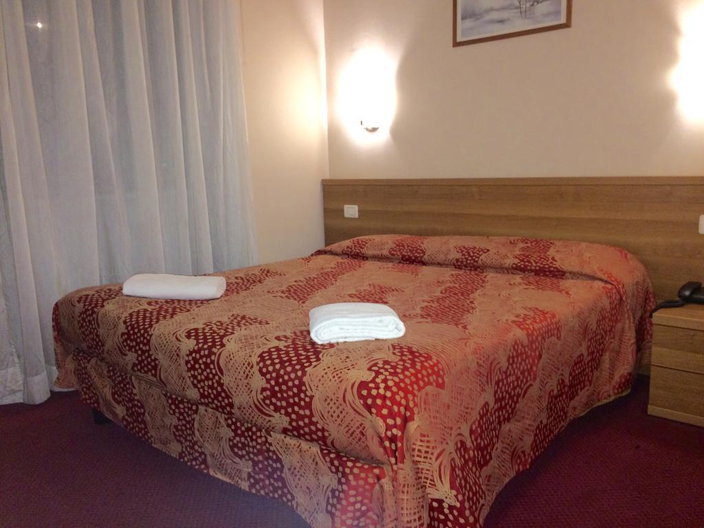 Royal Hotel Milán Habitación foto
